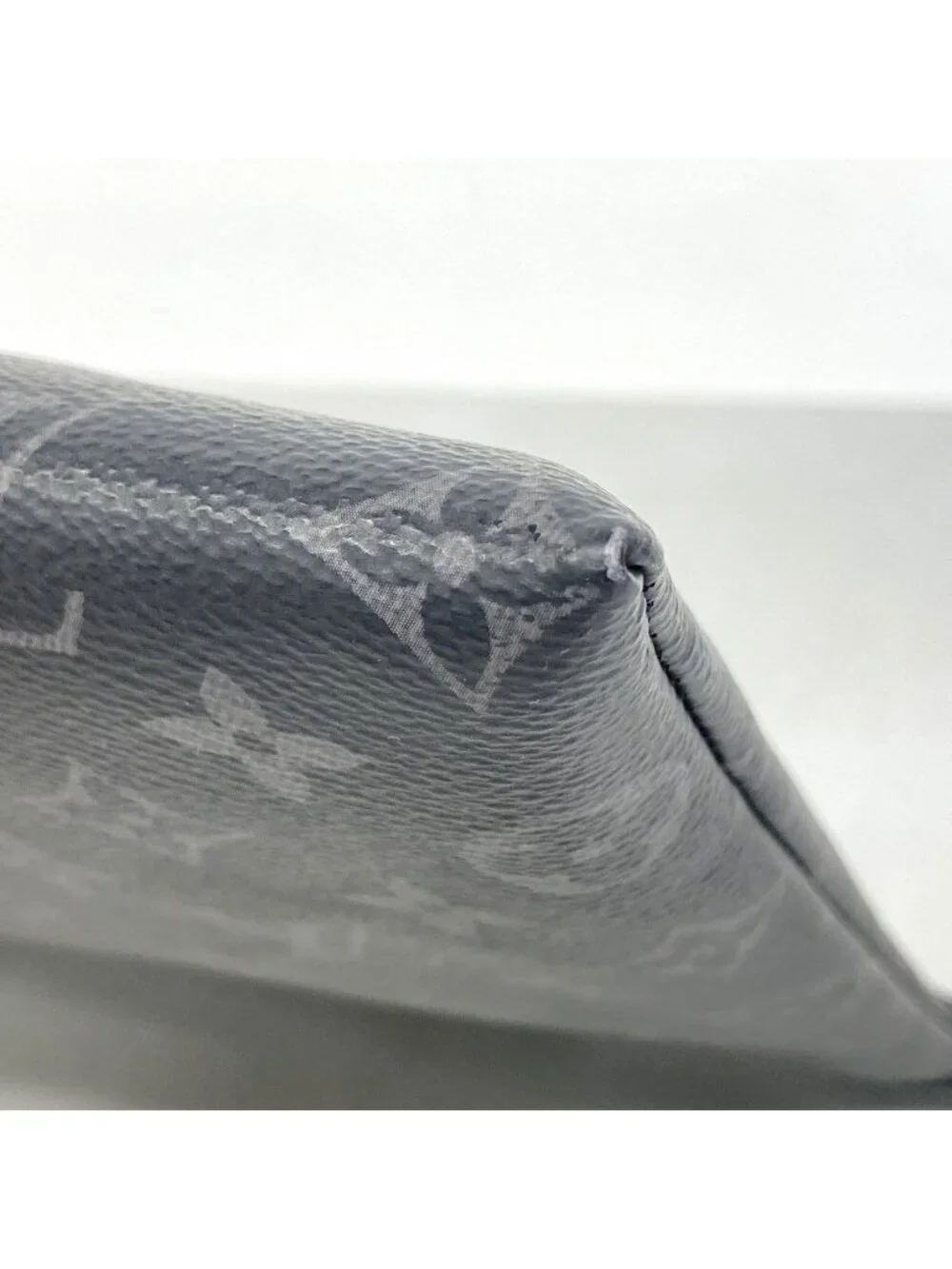 Louis Vuitton Clutch Monogram Eclipse Pochette Discovery Black